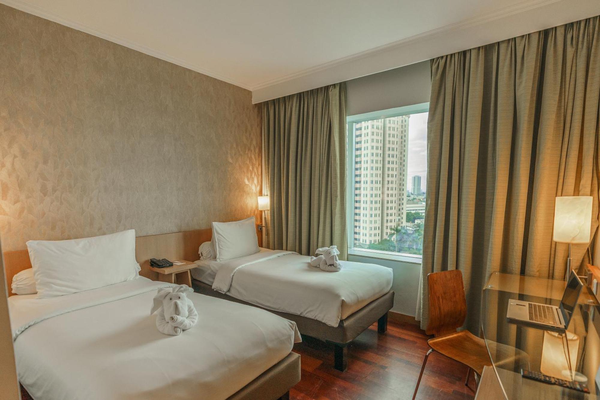 Hotel Kimaya Slipi Jakarta By Harris Zewnętrze zdjęcie